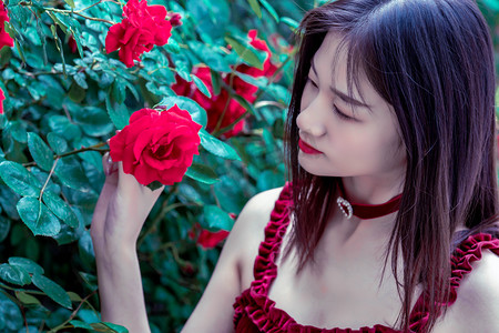 日韩三区 中文字幕久久久久国产超碰精品|欧美亚洲精品免费观看|噜噜久久精品夜色亚洲|日韩区中文字幕在线视频|国产乱人伦精品一二三区二区|岛国中文字幕天堂网第一页|91热爆国产在线网红主播|AI与人类关系探索：人类能信任AI的“三观”吗？